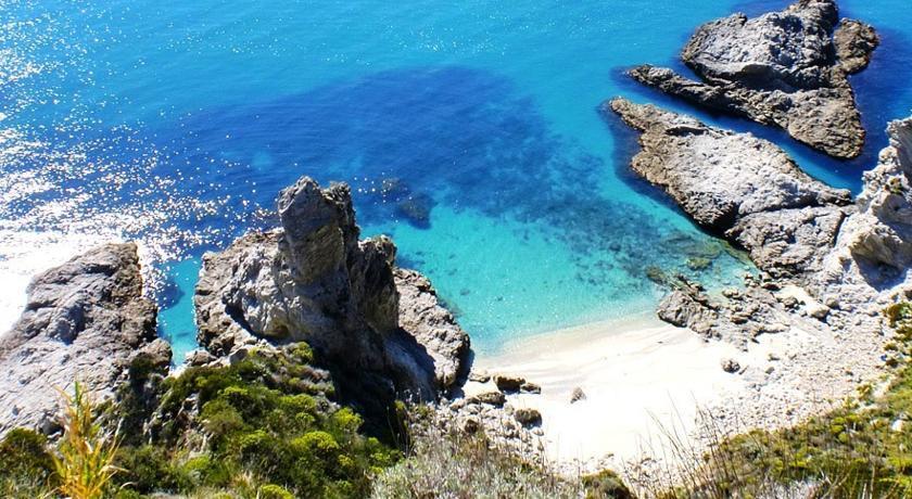 Gullo Capo Vaticano Ricadi Exterior photo