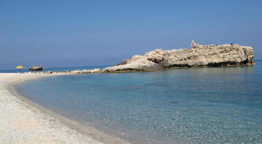 Gullo Capo Vaticano Ricadi Exterior photo